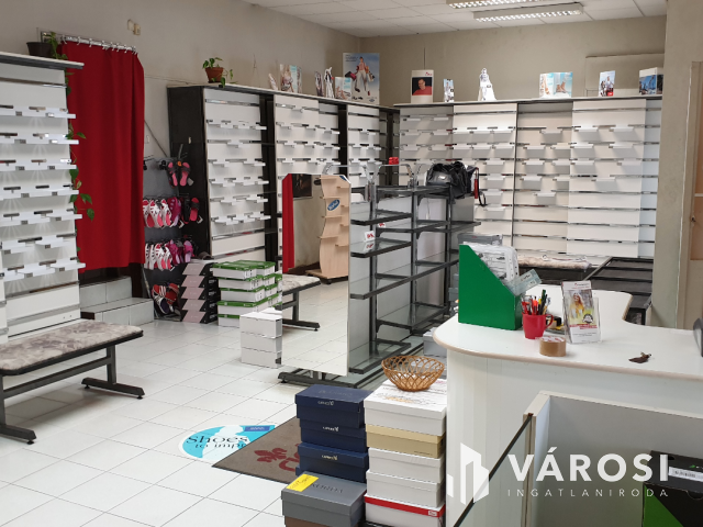 Kiadó belvárosi 80 nm-es üzlethelyiség