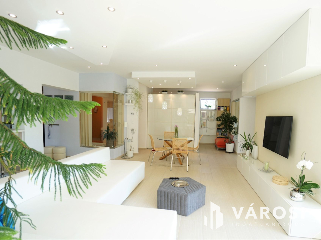 A lehetőségek tárháza Hévíz "Rózsadombján"