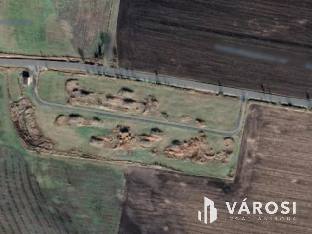 Eladó ipari telephely Orosházához közel