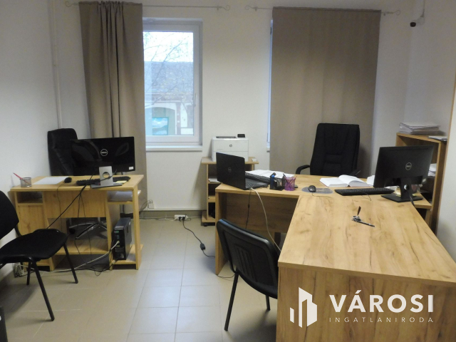 Inflációt enyhítő,befektetés Makó belvárosában!