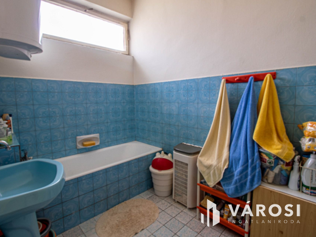 2 generációs ház a belváros közelében