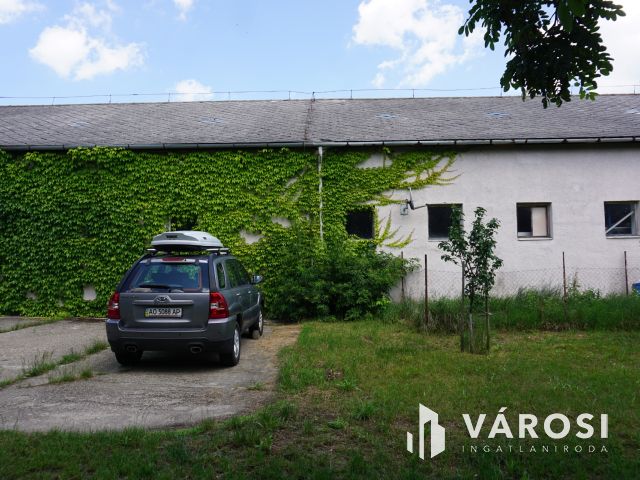 Kistarcsán ipari ingatlan, raktár remek áron!