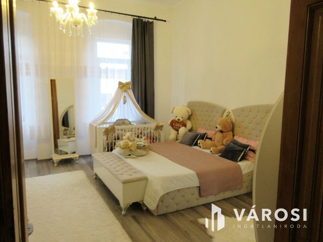 Makói belvárosi igényesen felújított polgári ház!!!