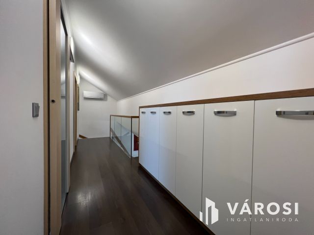 Álomszép luxusotthon, bútorozva eladó