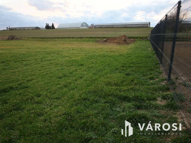 Sormási ipari parkban eladó telek