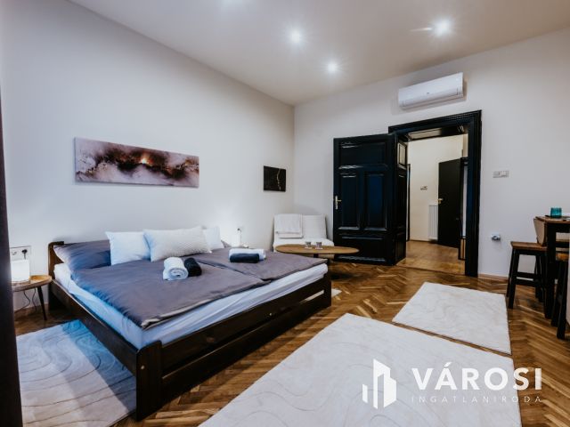 Különleges,értékes,extra "Mini Hotel" eladó.