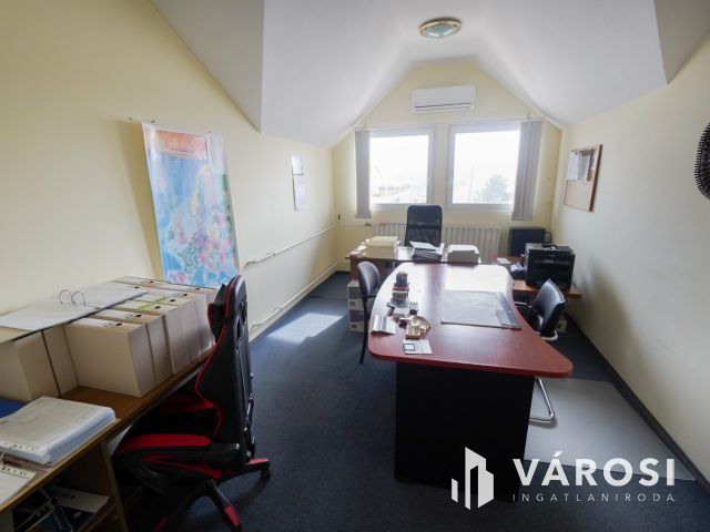 Többfunkciós üzlethelyiség Vértesszőlősön!