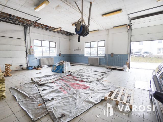 Többfunkciós üzlethelyiség Vértesszőlősön!