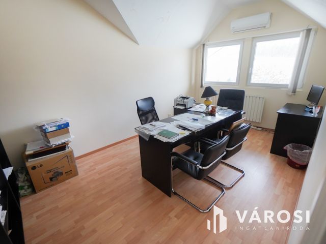 Sokoldalú ipari ingatlan Vértesszőlősön!