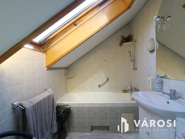 Lakjon Ön is a Kertvárosban!