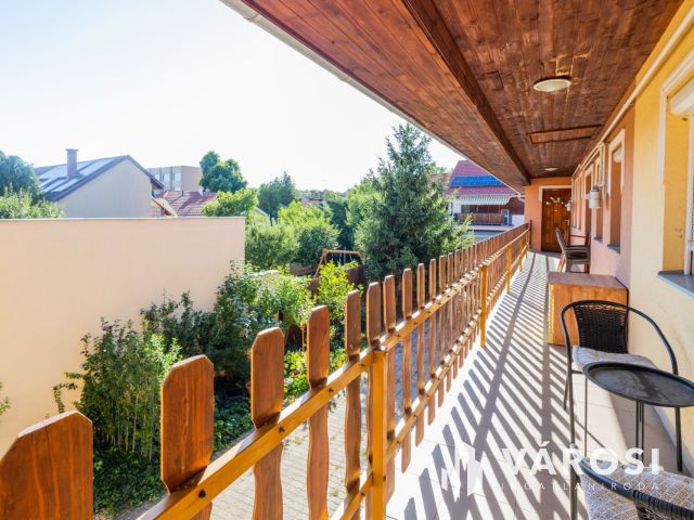 Tökéletes otthon a Kastélykert és a Várfürdő szomszédságában