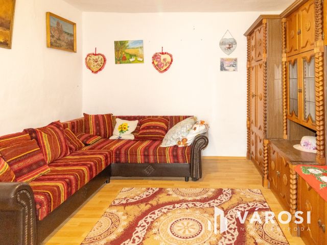 Családi ház Jaminában, nappali+3 szobával,nagy kerttel