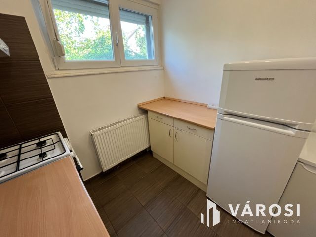 Debrecen, Egyetem melletti jó lakás jó helyen!