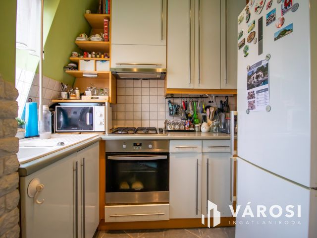 Vidám hangulatú nagy lakás