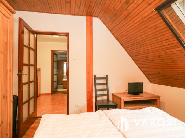 Családi ház 2 apartmannal Gyulán, a Várfürdő közelében!