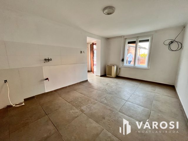 Felújított ház két lakrésszel – szabadság vagy befektetés