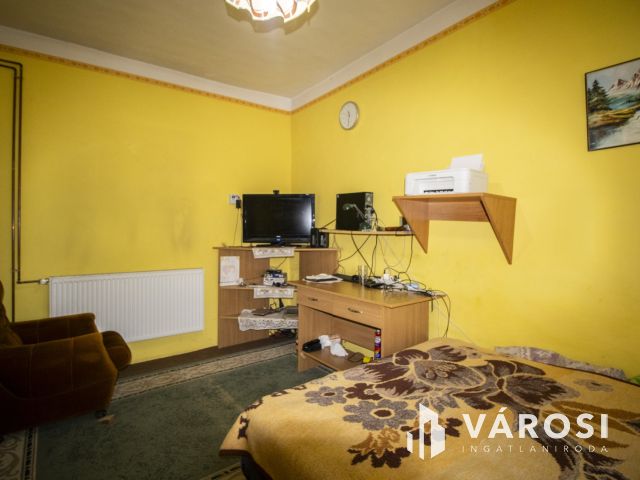 Gyomaendrőd határában eladó tanya