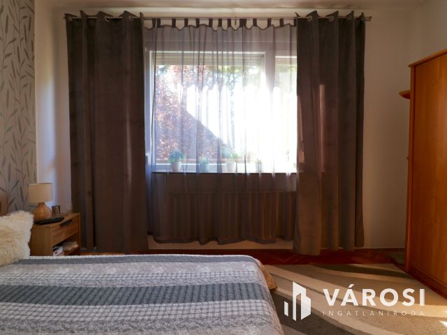 Felújított családi ház az Adyn