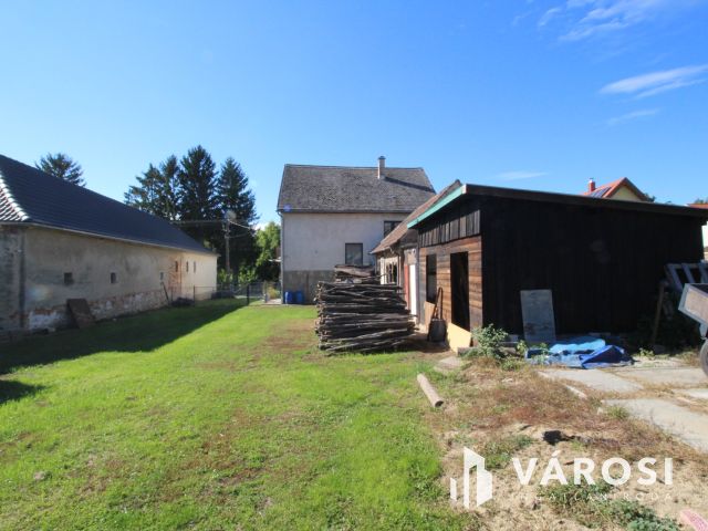 6 szobás ház, Szombathelyhez közel, Perenyén