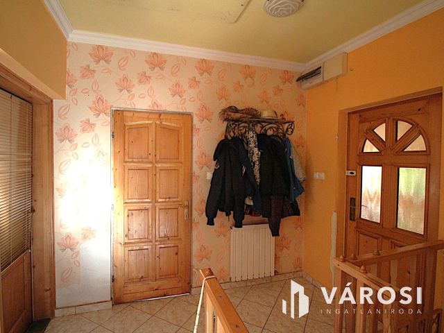 Igényesen felújított családi ház Salgótarjánban