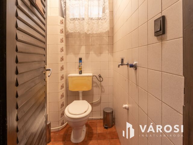 Társasházi kertes ház Dorozsmán