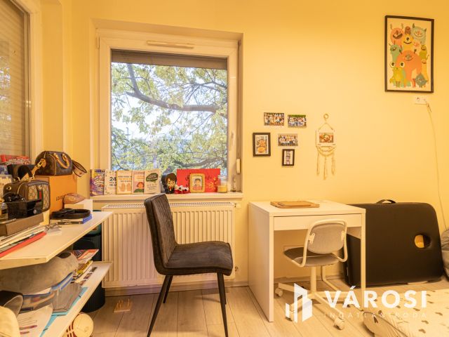 Felújított 77 m2-es erkélyes lakás a Hungária körúton!