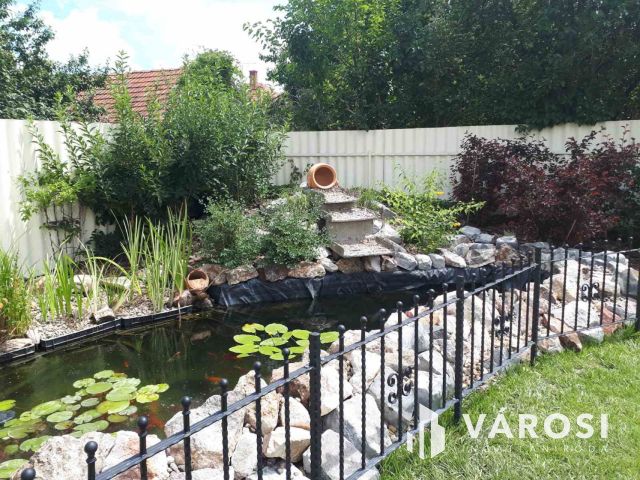 Az év szállása eladó! Apartmanház a fürdő mellett