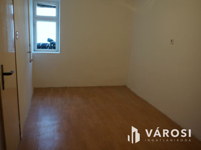 Tágas családi ház Csúcsban