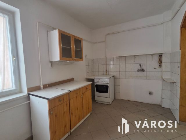 Kedvező árú, 68 nm-es vásártéri lakás