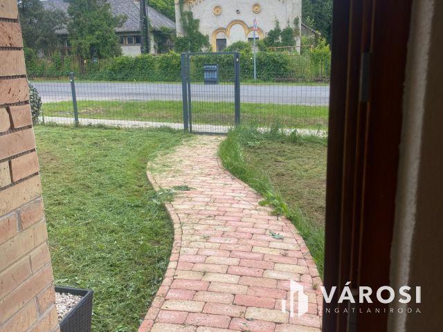 Felújított sorházi lakás Gicen