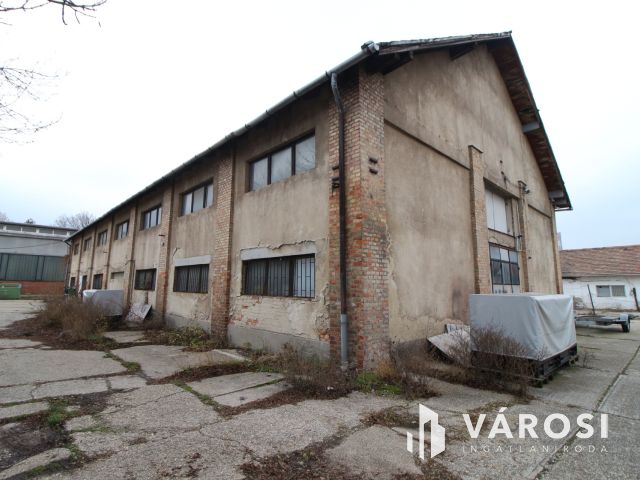 Raktárból lakások- fejlesztés a dorogi belvároshoz közel!!