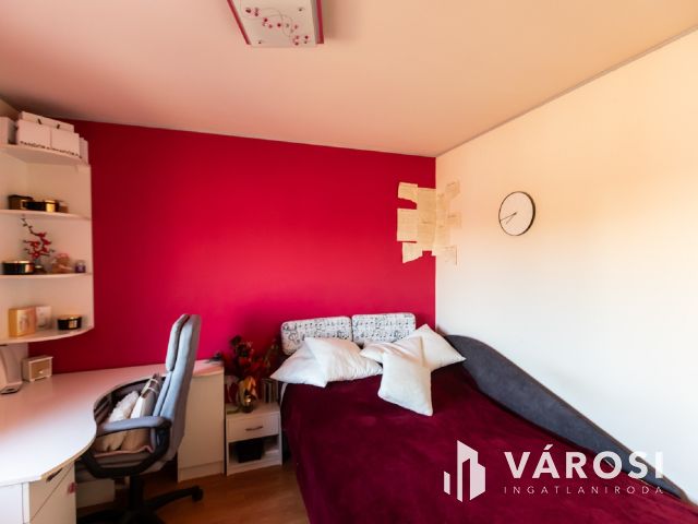 Modern családi ház eladó Győr-Ménfőcsanakon