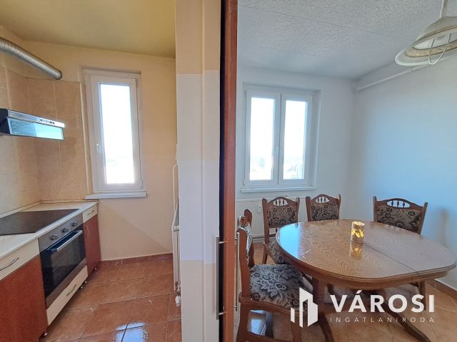 Agrárhoz közeli csendes, biztonságos panel lakás eladó