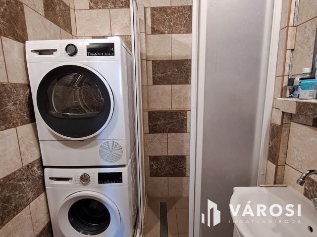 Agrárhoz közeli csendes, biztonságos panel lakás eladó