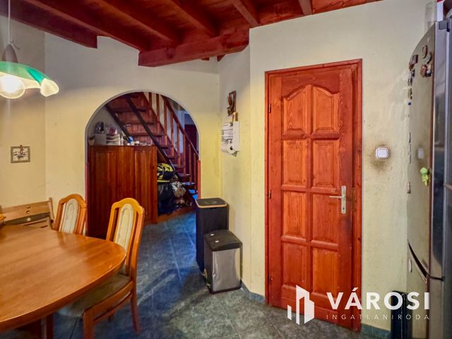 Hangulatos , otthonos családiház szigetszentmiklóson