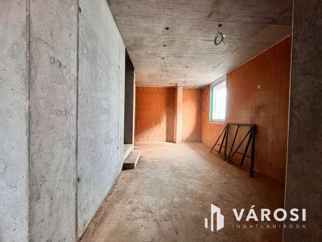 Prémium tetőteraszos lakás – tökéletes panoráma és komfort