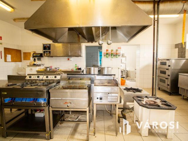 Rendezvényközpont + panzió