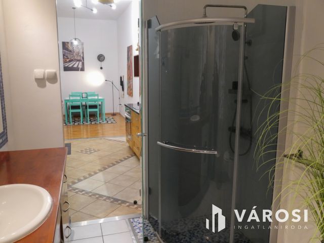 Kedves, stílusos lakás kiadó a Nagycsarnoknál