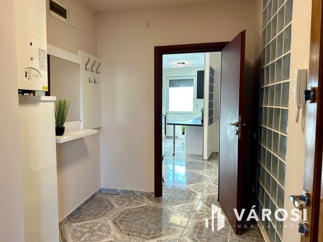 Debrecen-Nagyerdő kiemelt övezetében lakás ELADÓ