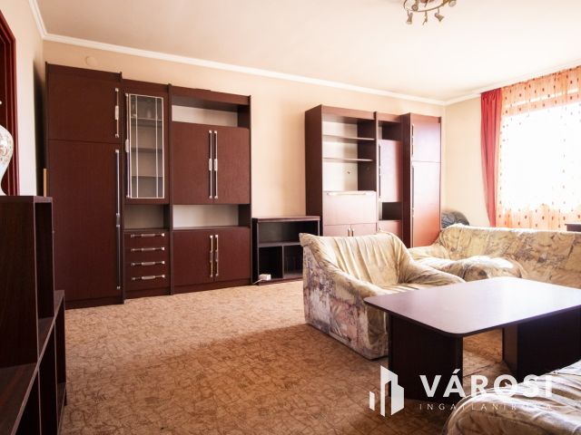 330 nm-es óriásház Orosházán