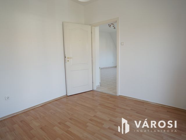 Kiadó lakás az Irtás utcában!