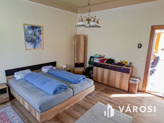 Böhönyén 220 m2-es prémium minőségű kúria eladó!