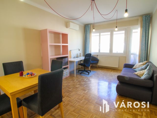 Otthonos lakás kiadó a Belváros szíve csücskében