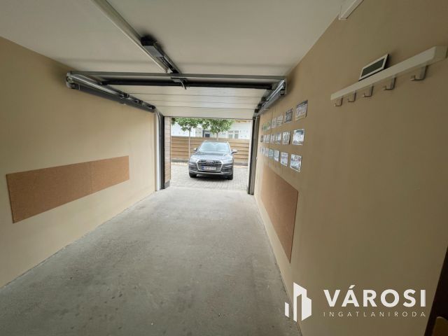 Exkluzív, kertkapcsolatos lakás Újszegeden