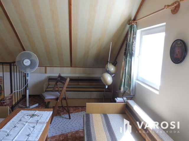 Jó minőségű "Őszibarack" jó áron eladó!