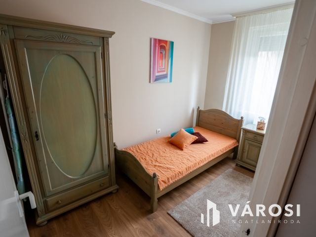 Belvárosi, prémium, liftes lakás kiadó a másodikon