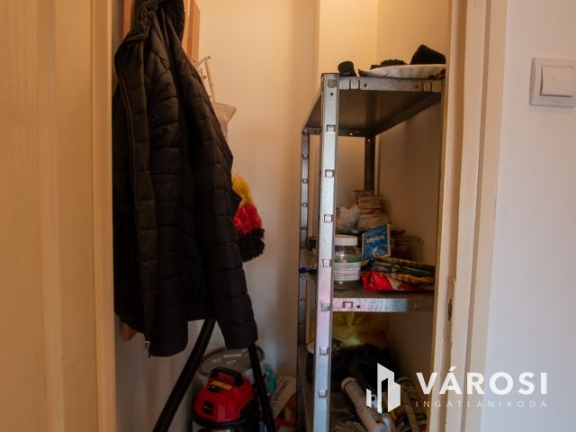 ÁRESŐ!! Bútorozott, klímás, 40 m² garzon Angyalföldön!