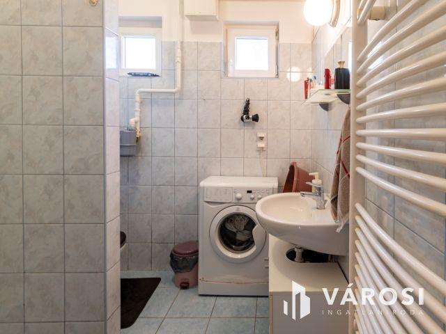 ÁRESŐ!! Bútorozott, klímás, 40 m² garzon Angyalföldön!