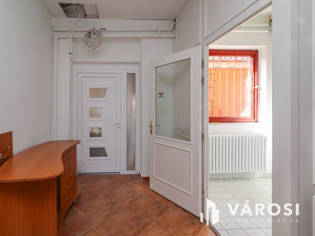 Felújított raktár kiadó – többféle hasznosítási lehetőséggel