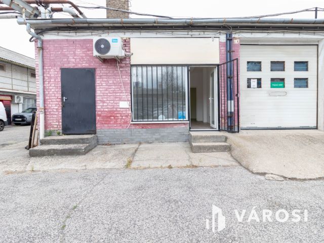 59 m2-es, klímás iroda saját raktárral és mosdóval kiadó